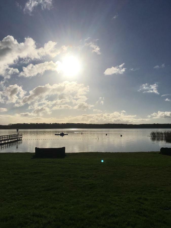 Ferienhaus Am Schweriner See Hohen Viecheln Bagian luar foto